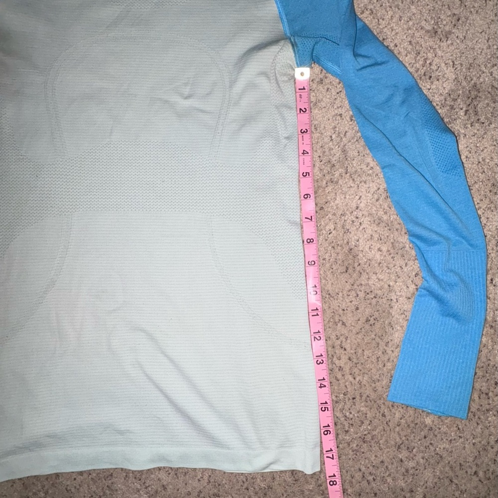 Women’s Lululemon Swiftly Tech Long Sleeve Aquamarine Beach Blue Sz
4 - Picture 6 of 10